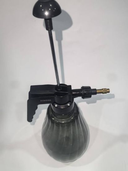 Picture of Drinkers for watering flowers and plants