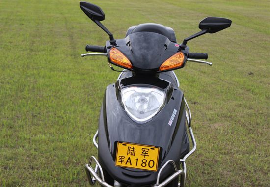 Picture of 100 scooter delivery 48CC fuel-powered bicycle Zhongsha Princess Wuyang Princess model 125