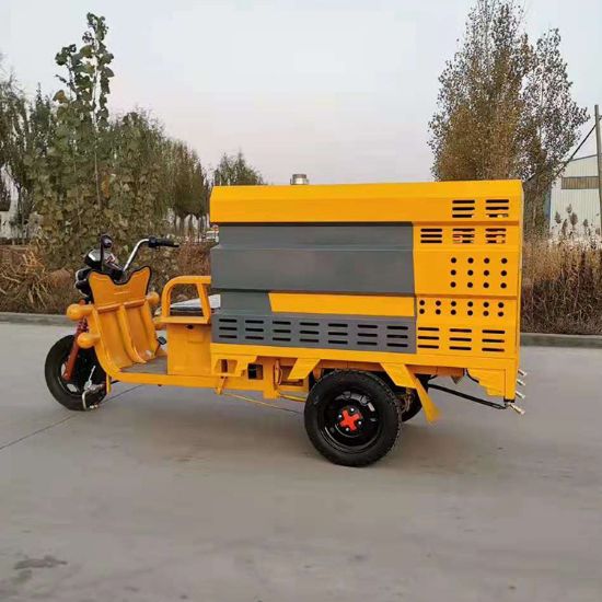 Picture of Electric high-pressure cleaning vehicle, small road washing vehicle, multi-functional highway maintenance spraying vehicle