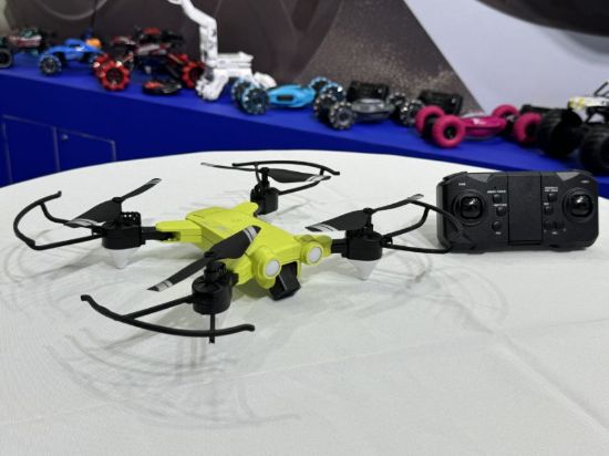 Picture of Large Gift Box Big Eye Monster Long-Lasting Version Foldable Quadcopter Drone Toy